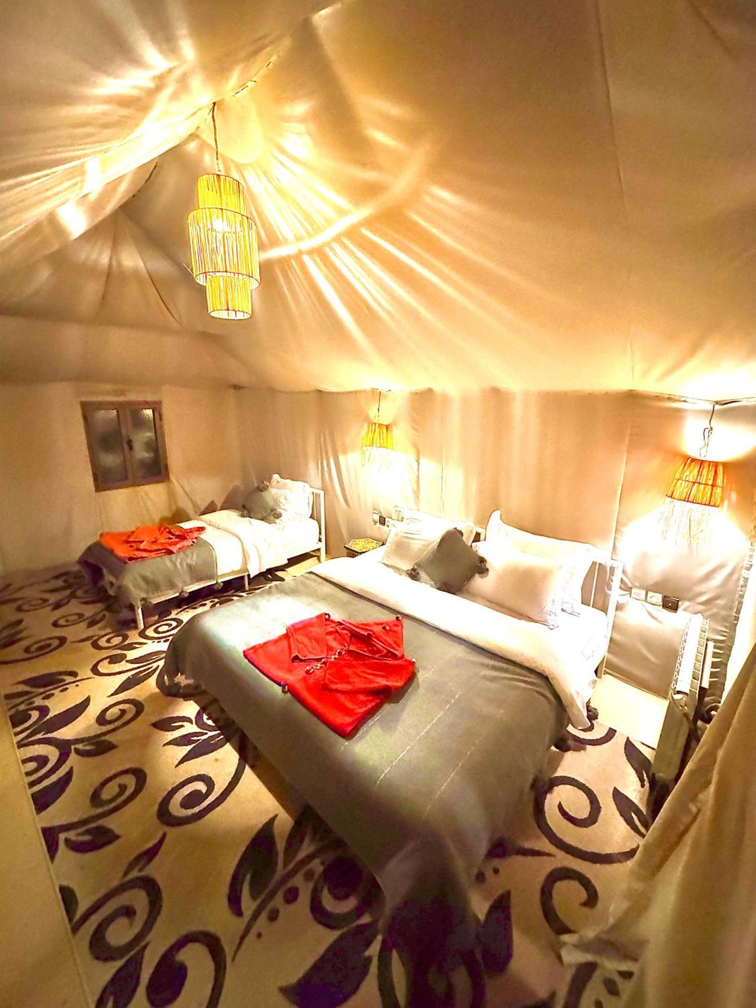 Sahara Vibes Luxury Camp Villa Merzouga Ngoại thất bức ảnh